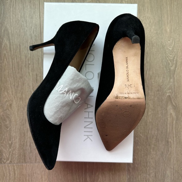 Manolo Blahnik
BB 70mm suede pumps - Picture 3 of 5